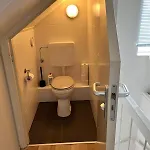 B&k Het Hoenveld 度假居 *
